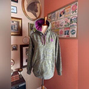 Carhartt Women’s Relaxed Fit Midweight Logo Sleeve Graphic Printed Sweatshirt